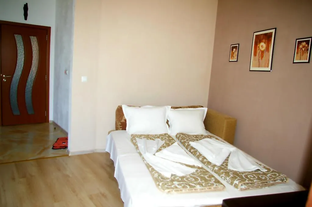Sea View Apartments Созополь Болгария