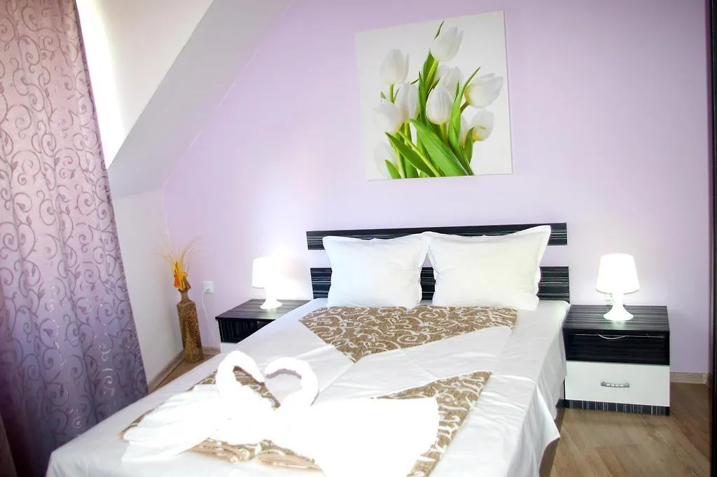 Sea View Apartments Созополь